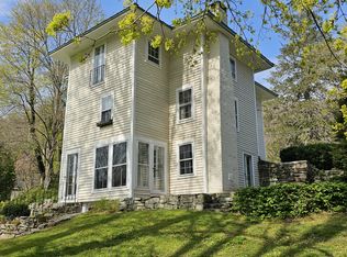 35 Weekeepeemee Rd, Woodbury, CT 06798