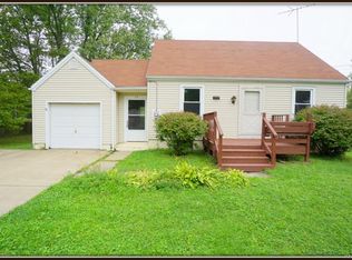 53 Elmtree Rd, Orchard park, NY 14127