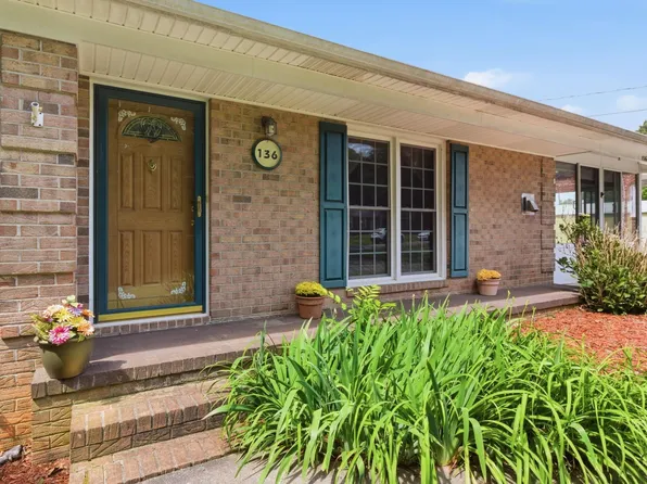 136 Country Club Rd, Gaffney, SC 29340