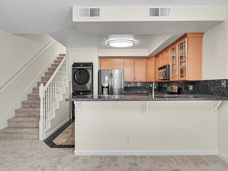 808 Lenzen Ave #107 — Photo 4
