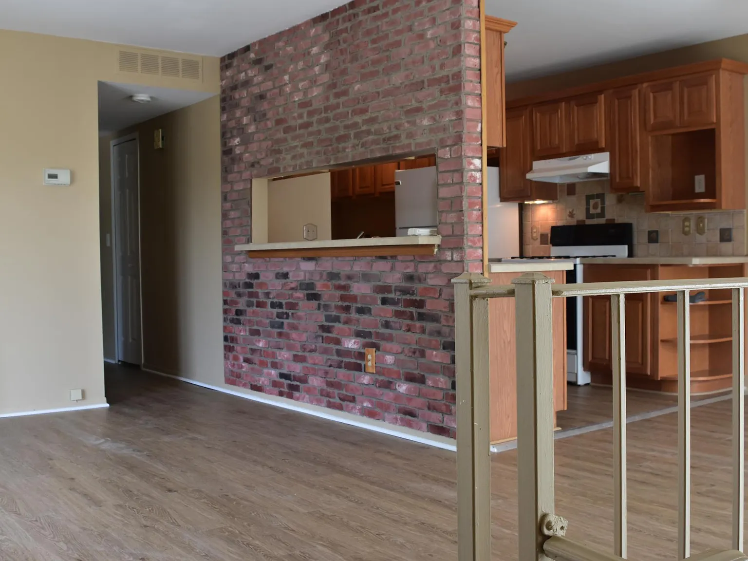 23653 Stonehenge Boulevard — Photo 3