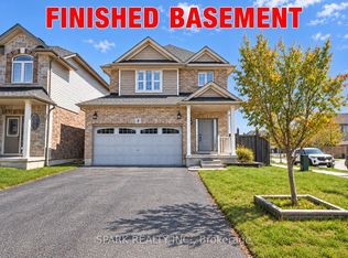 4 Cutts Cres, Hamilton, ON L0R1C0