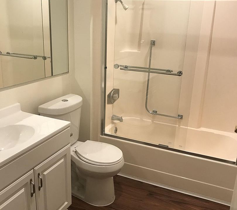 1st image of 1403 F Ave APT 7