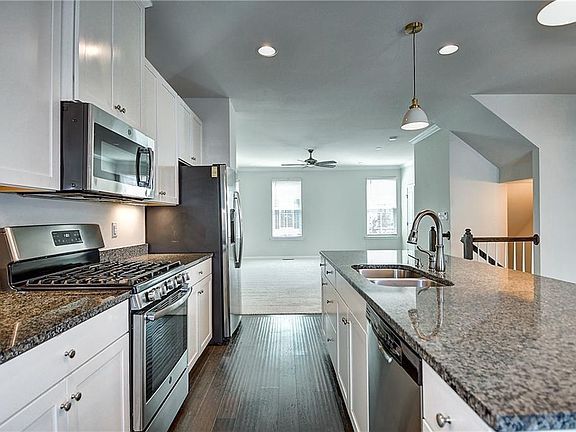 2nd image of 516 Elmo Trower Ln