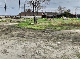 3202 Cottonwood Rd, Bakersfield, CA 93307