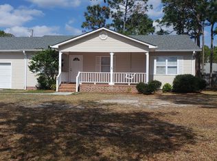 98 Fayetteville Rd, Southport, NC 28461