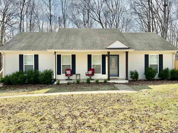 369 Ruby Richardson Dr, Killen, AL 35645