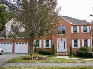 6 Homeland Cir, Saugus, MA 01906