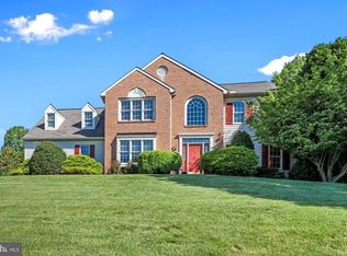 415 Seville Dr, Red Lion, PA 17356