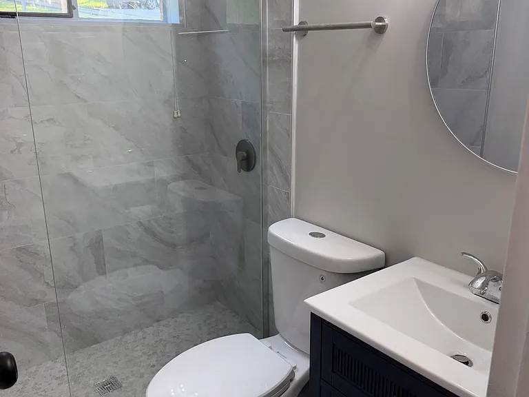 5517 Gwyn Pl — Photo 3