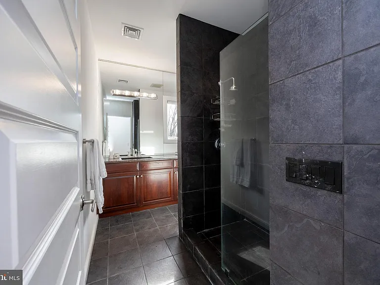 115 Bullock Rd — Photo 24