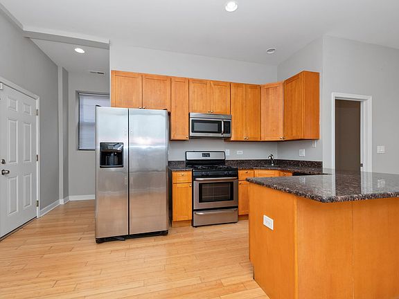 4th image of 359 E 55th Pl #363-3NO