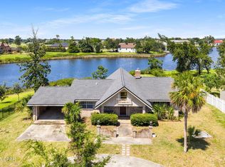 1803 E 9th St, Lynn Haven, FL 32444