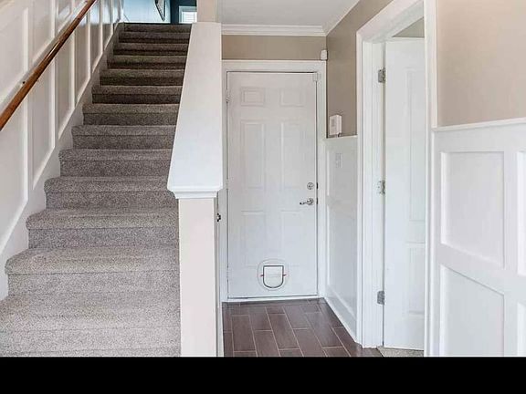 2nd image of 137 Turn Row Dr