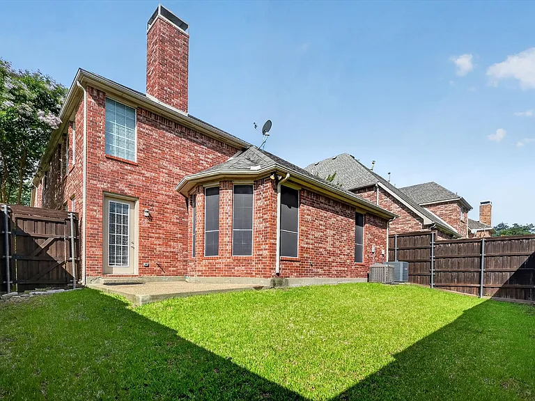 1145 Pedernales Trl — Photo 27