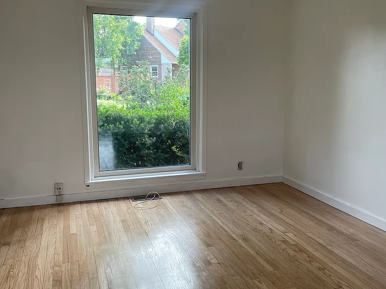 1426 Willow Ave — Photo 15
