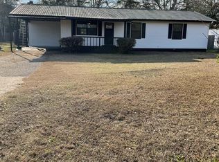 207 Smart Rd, Troy, AL 36079