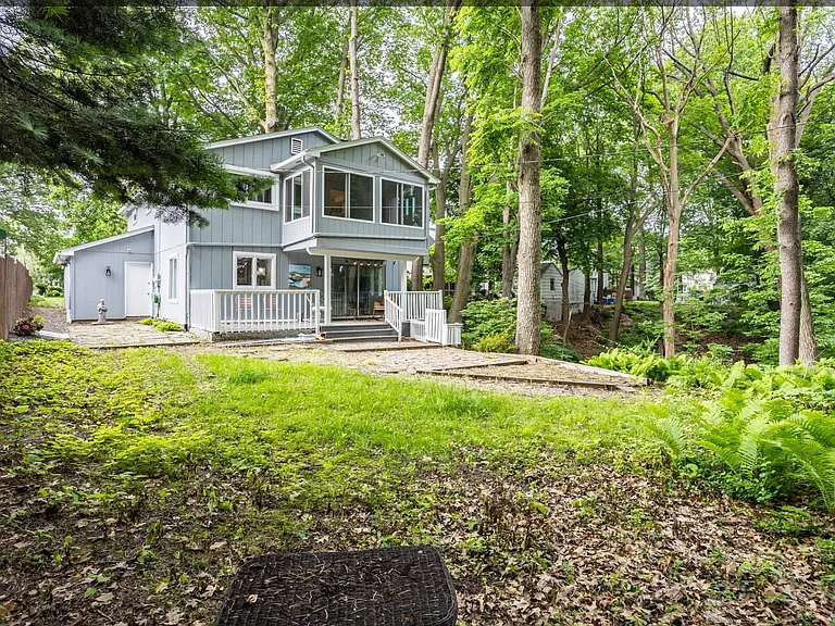 148 Chestnut Hill Dr — Photo 14