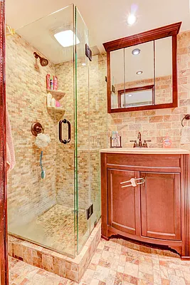 Sold by E House Realty & Management Inc. | media 7