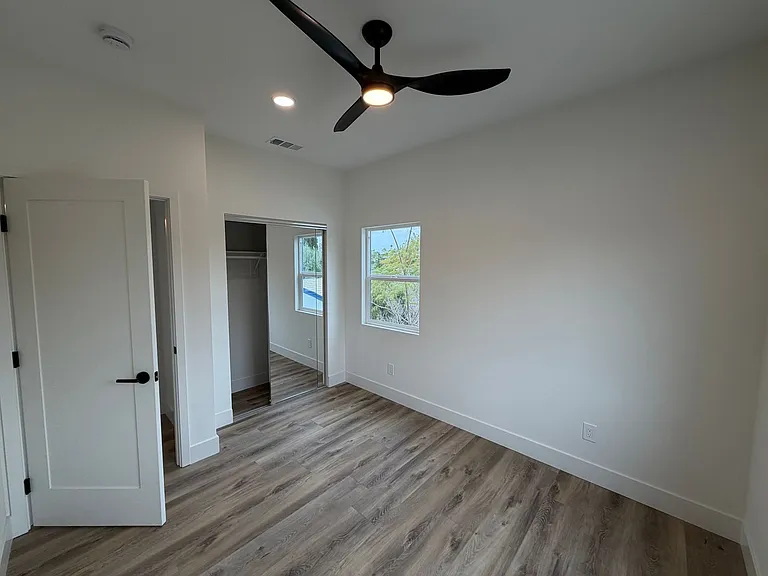 5159 Catoctin Dr — Photo 3