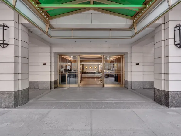 360 East 72nd Street B1008 image 16 of 17