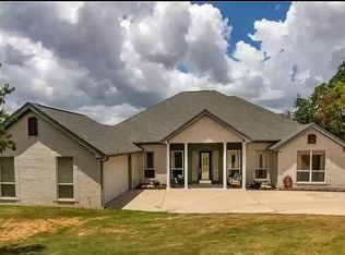 206 Royal View Rd, Salado, TX 76571