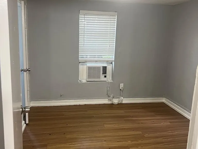 5103 Bell St #2 — Photo 6