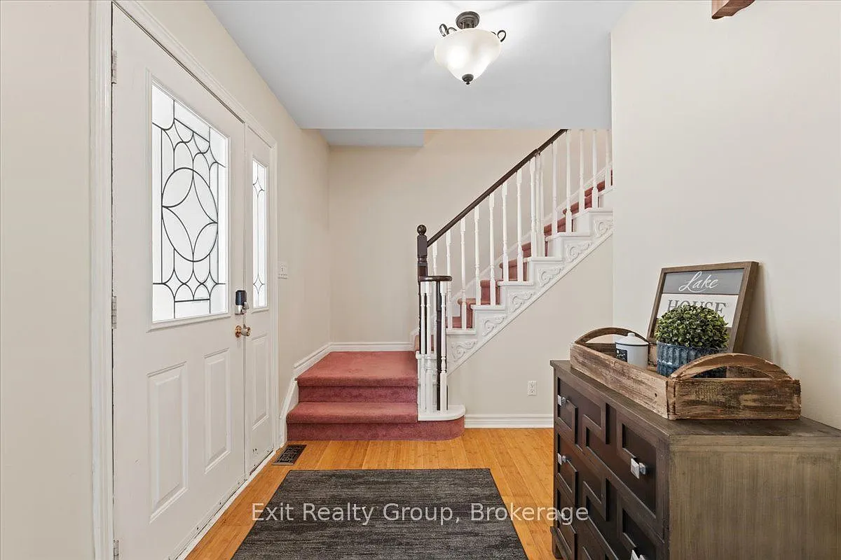 5 bed, $3,650 — Photo 3