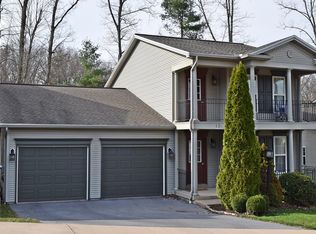 138 Tradition Dr, State College, PA 16803