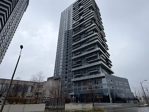 225 Village Green Sq Photo 1