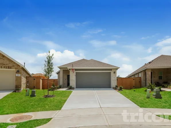 1911 Ballesteros St, Crosby, TX 77532