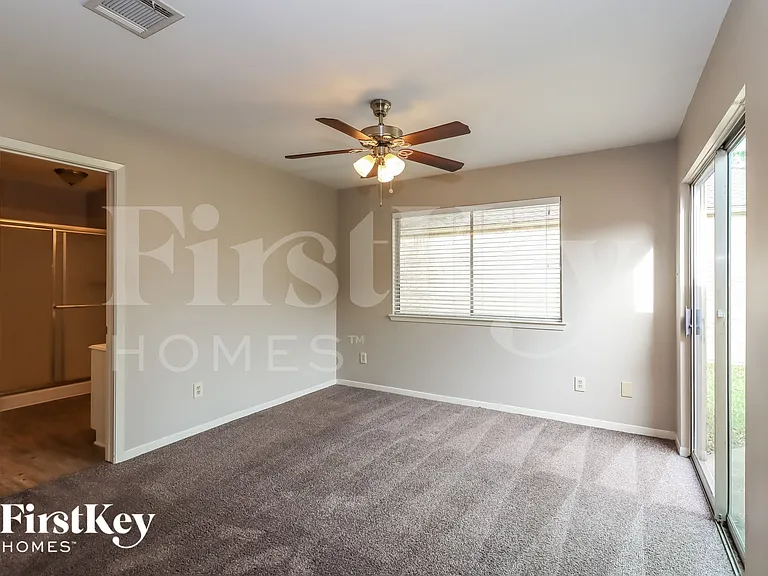 12426 Sungate Ln — Photo 9