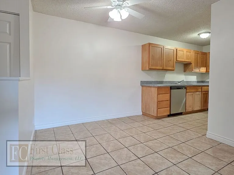 17150 SW Heritage Ct #128 — Photo 6
