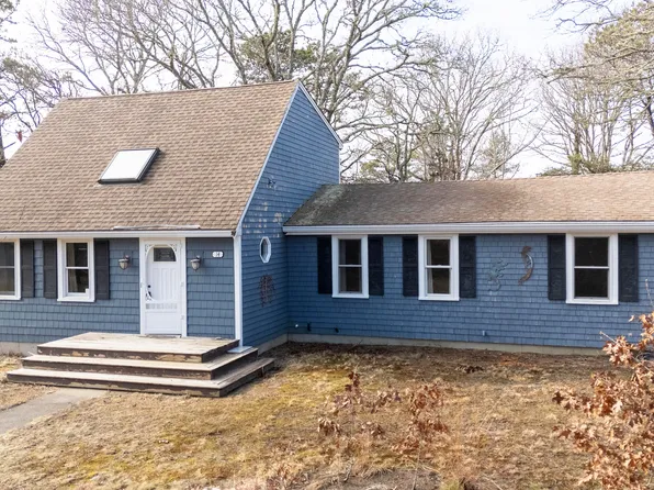 14 Julius Road, East Falmouth, MA 02536