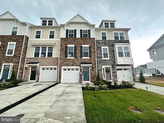 3rd image of 5513 Aberdeen Pl