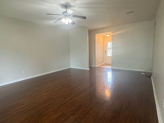 4th image of 15518 Oakstone Dr