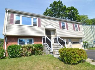 9 Beau St, Norwalk, CT 06850