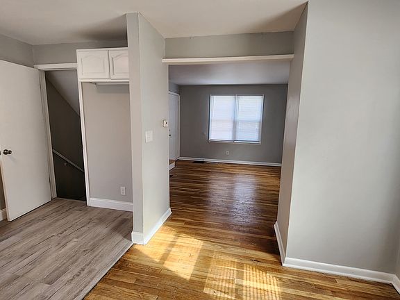 3rd image of 377 S Napoleon Ave