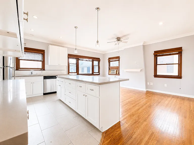 393 Molino Ave #393A — Photo 4