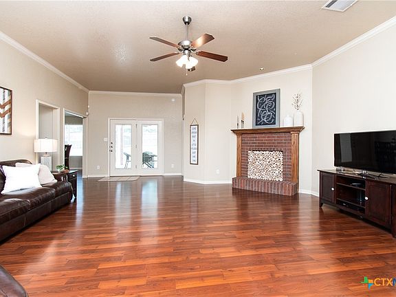 4th image of 4805 Sapphire Dr