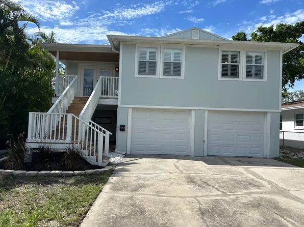 1883 Massachusetts Ave NE, Saint Petersburg, FL 33703