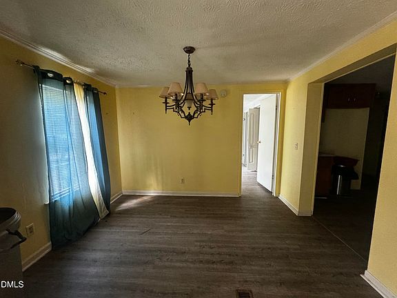 5th image of 136 Antler Dr