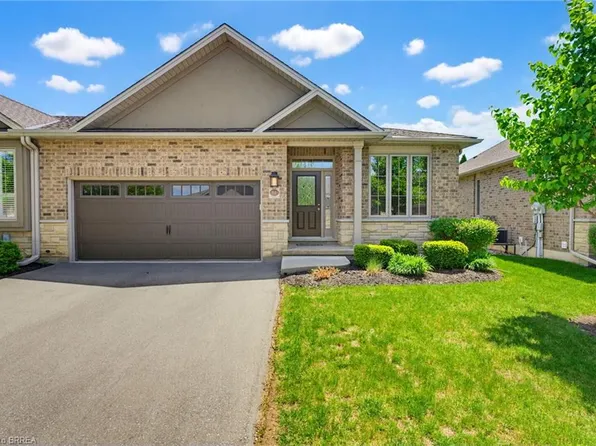 30 Cedar St #9, Brant, ON N3L 0C2