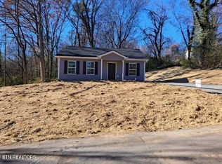 903 Yellowstone Rd, Knoxville, TN 37914