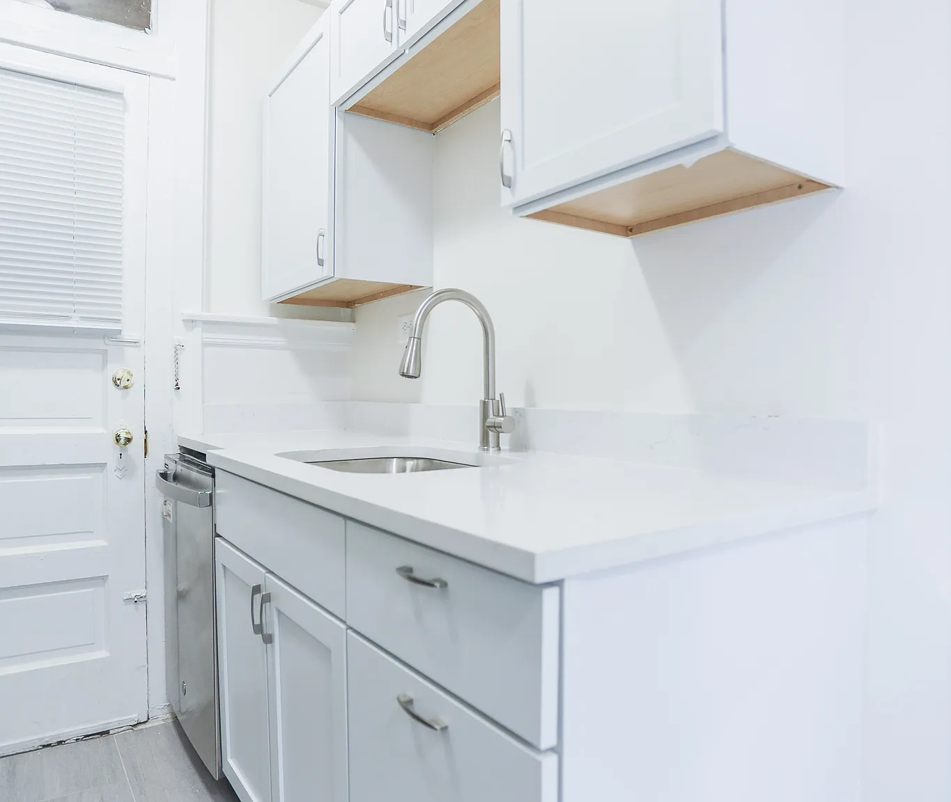 Studio, 425 sqft, $1,400 — Photo 3