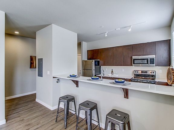 2nd image of 399 NE 79th Ave #398/101