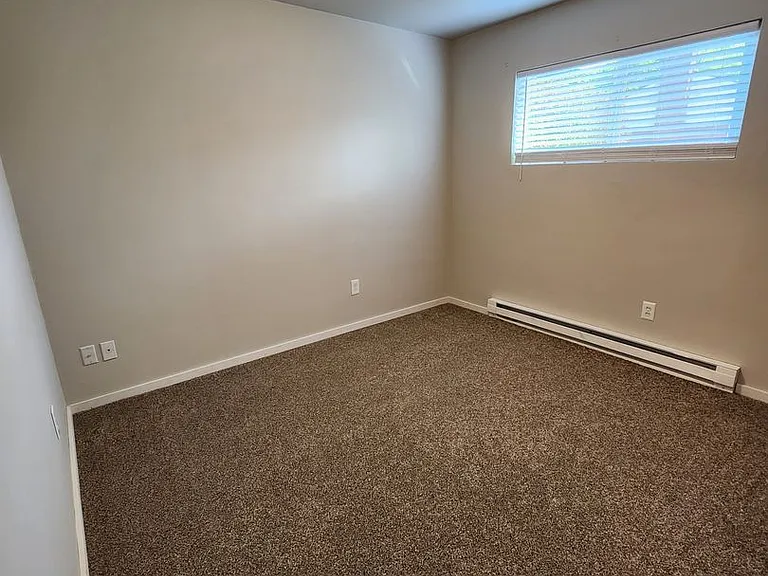 1580-1584 SW Thomsen Ave — Photo 13