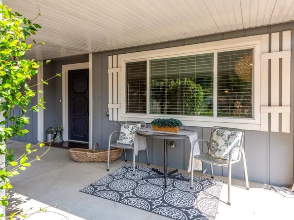 22 San Lucas Court, St. Helena, CA 94574