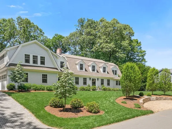 39 Fairbanks Ave, Wellesley, MA 02481