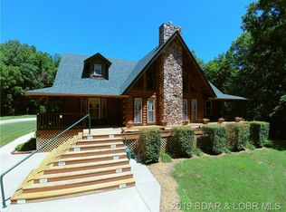 14 Vienna Woods Dr, Eldon, MO 65026